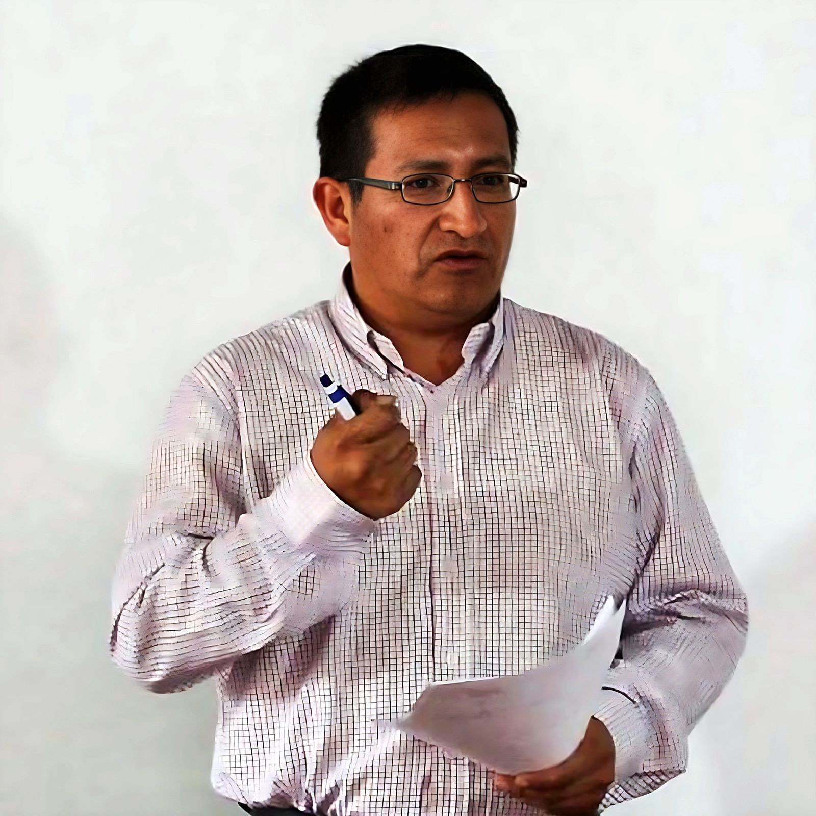 Manuel Huaripata, autor del libro